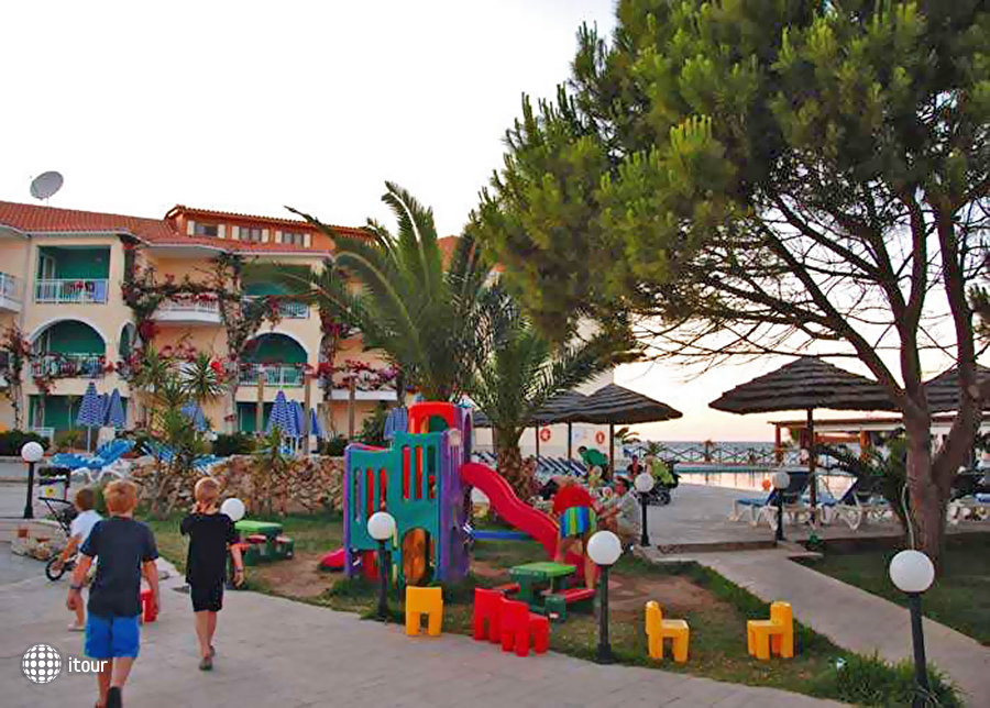 Tsilivi Beach Hotel 16