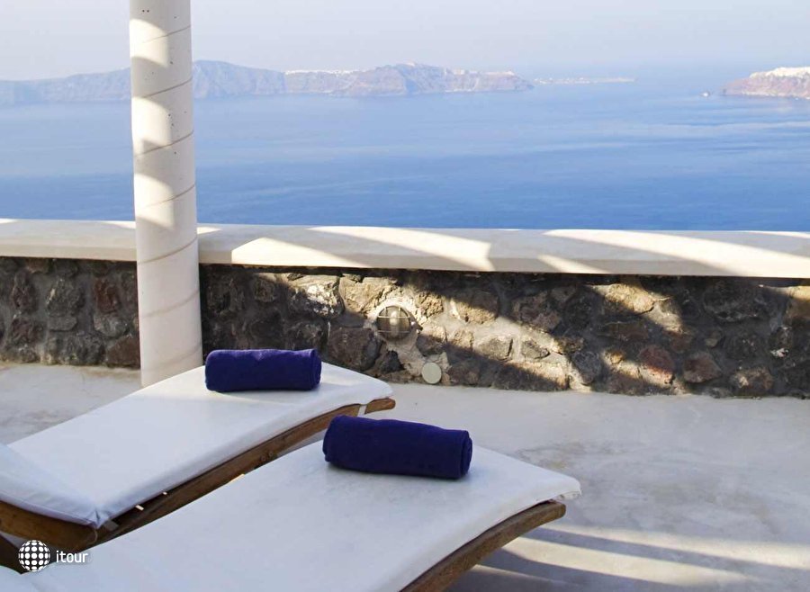 Rocabella Santorini Resort & Spa 17