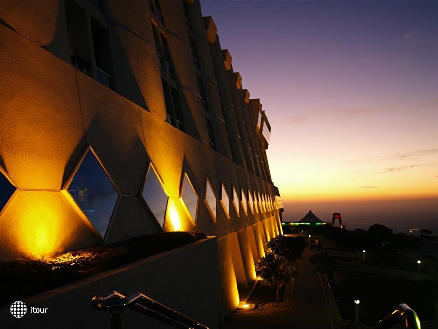 Mercure Grand Jebel Hafeet Al Ain 12