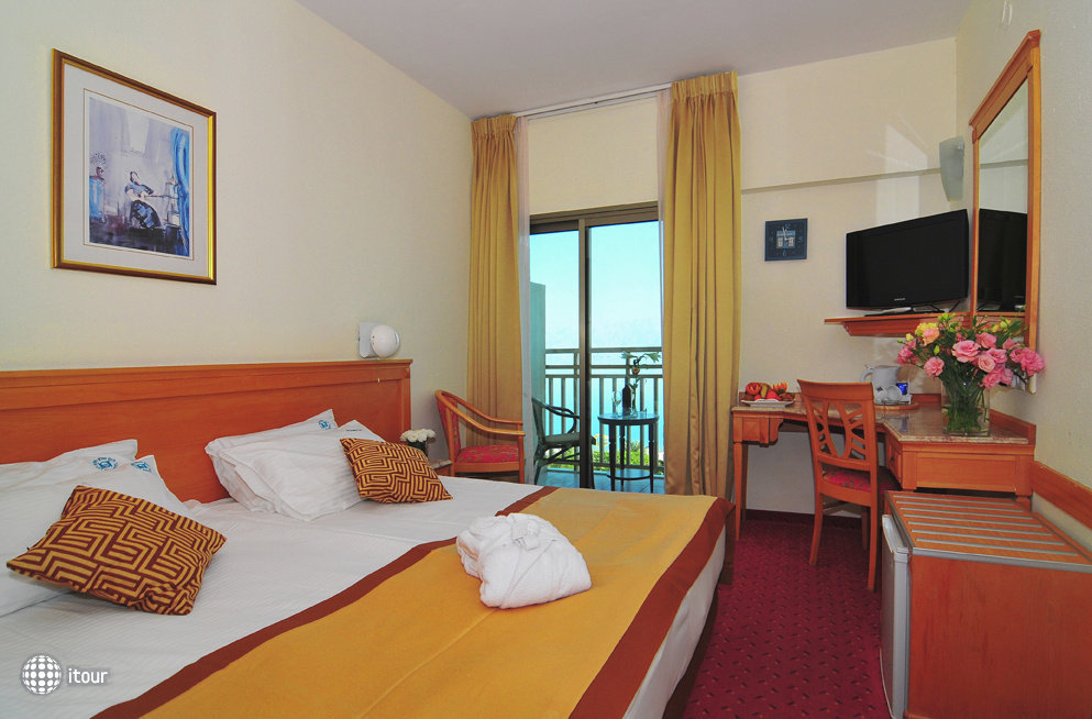 Caesar Premier Dead Sea Resort & Spa Hotel 7
